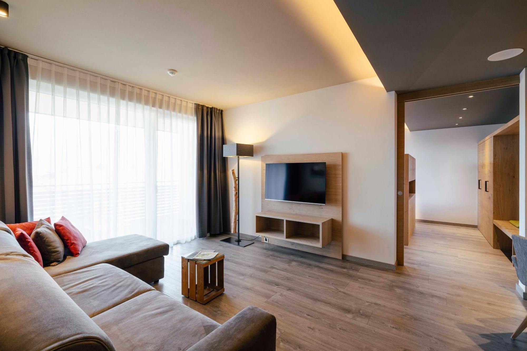 Hotel Pfeiss Lana Extérieur photo